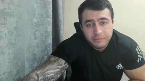 Snapshot of aaron_royal chatting on September 2025 04:33:02 PM Davin tayl online show from September 2025 04:33:02 PM