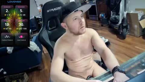 Snapshot of aaron_skye chatting on February 2026 03:05:01 AM Aaron Skye online show from February 2026 03:05:01 AM