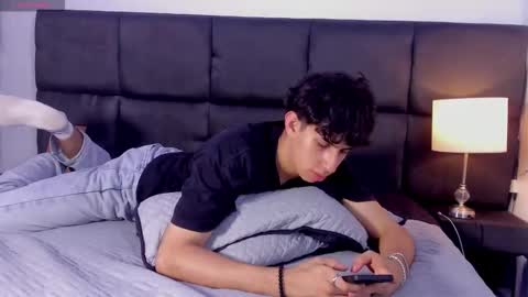 Aron online show from September 2025 06:22:02 PM