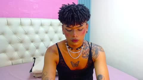 im NiallDun online show from January 2025 06:57:02 AM