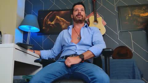 Aaron online show from September 2025 05:49:01 PM