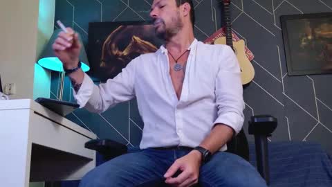 Aaron online show from February 2026 02:02:02 AM