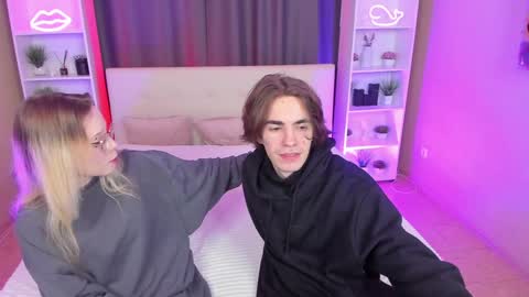 Snapshot of aataraxx chatting on December 2024 08:27:02 AM Fiona and Harry online show from December 2024 08:27:02 AM