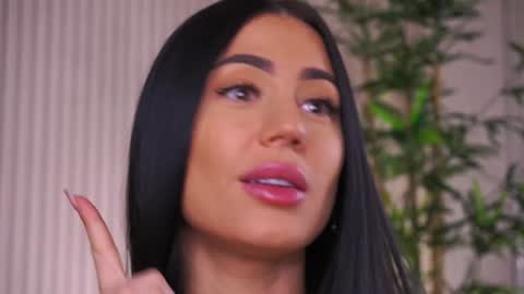 Alexa online show from January 2025 08:44:02 AM