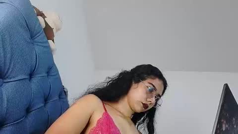 Martina online show from February 2025 02:38:02 PM