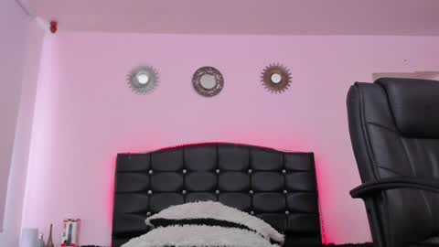 Snapshot of abbigaiil_fuster_ chatting on January 2025 05:10:02 PM Abbigail Fuster online show from January 2025 05:10:02 PM