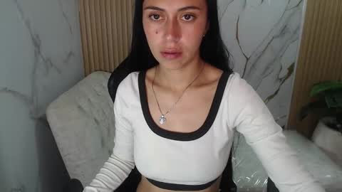 Snapshot of abby1_b_ chatting on January 2026 09:07:02 PM Abby online show from January 2026 09:07:02 PM