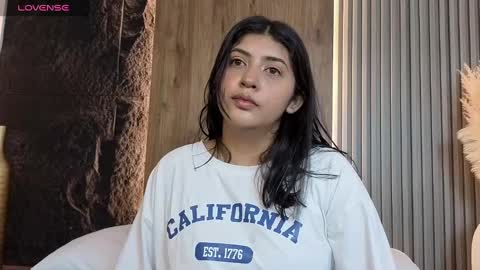 Snapshot of abby_millerr_ chatting on February 2025 12:27:02 PM Abbygail online show from February 2025 12:27:02 PM