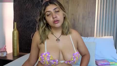 Snapshot of abby_millerr_ chatting on October 2025 01:31:02 PM Abbygail online show from October 2025 01:31:02 PM