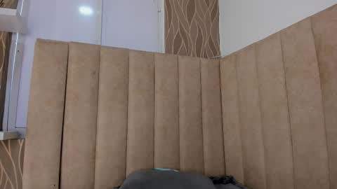 abby_swett1 online show from December 2025 12:55:02 PM