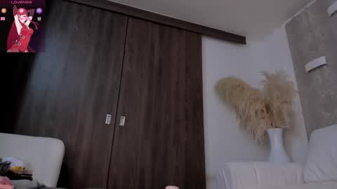 Abby online show from November 2025 12:38:02 PM