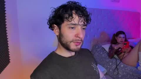 START TRANSMISSION ---- AM COLOMBIA TIME online show from October 2025 07:01:02 PM