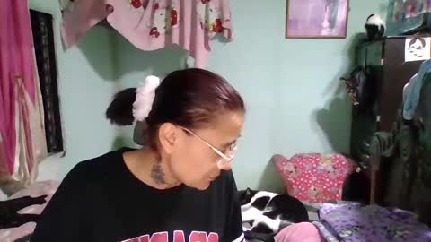 Snapshot of abbyasher chatting on December 2024 12:45:02 AM Abby online show from December 2024 12:45:02 AM