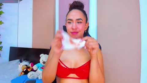 ---Abby--- online show from November 2025 05:50:01 AM