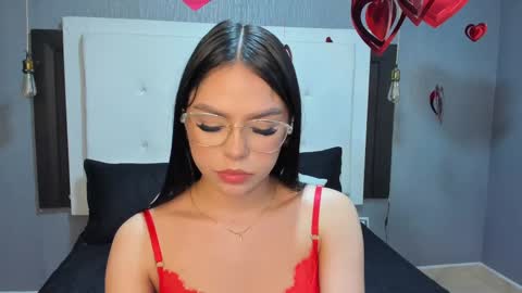 Abby Dixon  online show from February 2025 01:05:01 AM