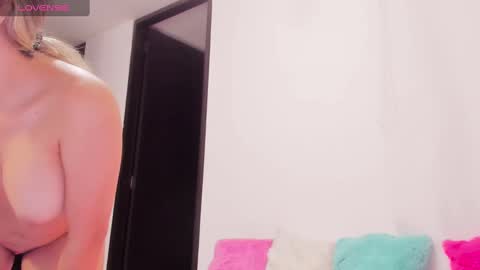 Snapshot of abbyh chatting on January 2025 05:13:01 AM abbyh online show from January 2025 05:13:01 AM