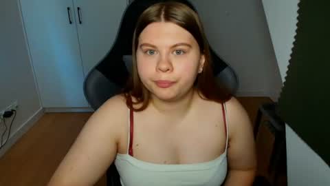Snapshot of abbyvibe chatting on July 2026 10:43:02 AM abbyvibe online show from July 2026 10:43:02 AM