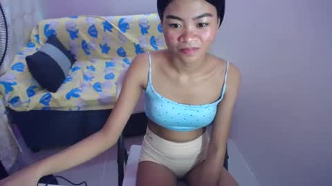 abbywinter18 online show from September 2025 12:47:02 AM