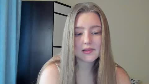 Snapshot of abbywyte chatting on March 2025 02:54:01 PM Abby Stream at Sat Sun Mon Fri online show from March 2025 02:54:01 PM