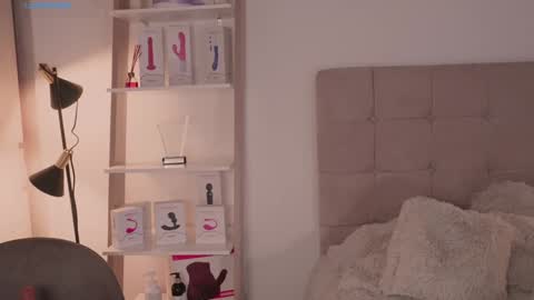  Abella  online show from December 2024 03:28:02 PM