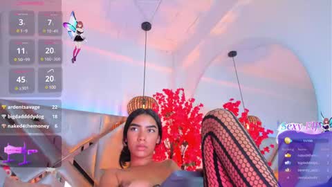 abelladgr online show from March 2025 05:54:01 AM