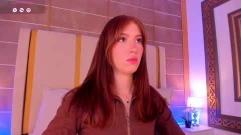 Snapshot of abigailcarter chatting on December 2025 12:07:01 AM online show from December 2025 12:07:01 AM