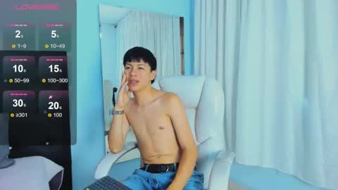 abraham_horny18 online show from November 2025 08:30:01 PM