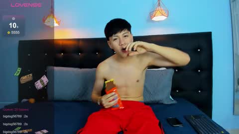 abraham_horny18 online show from November 2025 06:10:01 PM