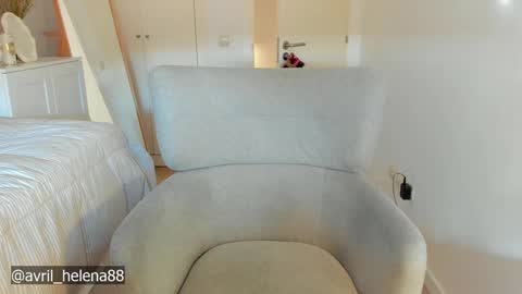 Snapshot of abrilhelena8 chatting on December 2024 01:33:01 PM Helena online show from December 2024 01:33:01 PM