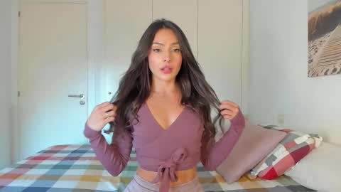 Snapshot of abrilhelena8 chatting on September 2025 09:00:02 AM Helena online show from September 2025 09:00:02 AM