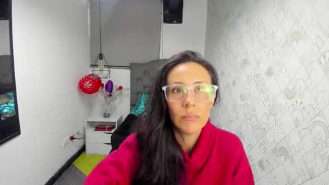 ABRIL online show from March 2025 07:32:01 PM