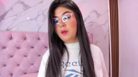 Abril online show from May 2026 11:39:02 AM
