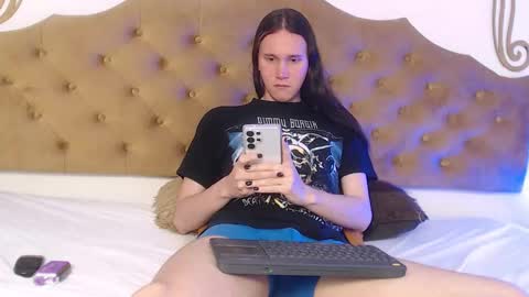 Snapshot of abysskingg chatting on February 2026 12:14:01 PM Abyss King online show from February 2026 12:14:01 PM