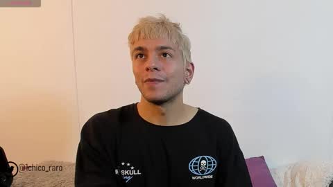 Snapshot of acid_time chatting on November 2025 02:33:01 AM Jhonny online show from November 2025 02:33:01 AM