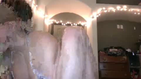 OF  online show from November 2025 10:08:02 PM