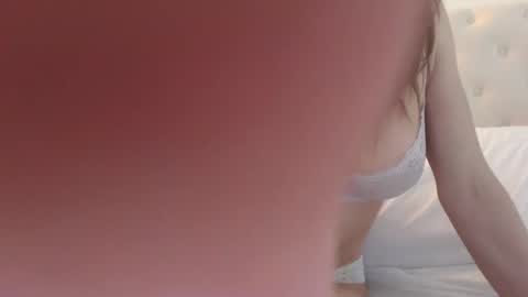 OF  online show from February 2026 10:35:01 PM