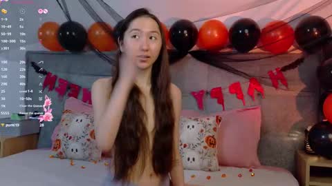 Snapshot of ada_di chatting on October 2025 06:26:02 AM Akia online show from October 2025 06:26:02 AM