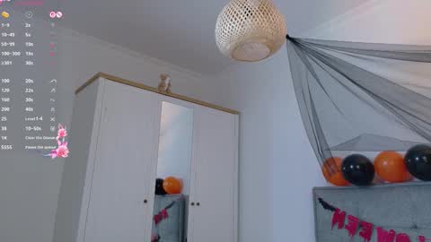 Snapshot of ada_di chatting on October 2025 07:53:01 AM Akia online show from October 2025 07:53:01 AM