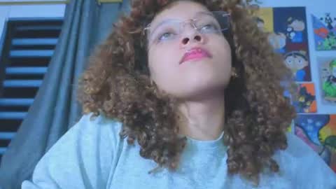 Snapshot of ada_gales_ chatting on July 2026 04:18:01 AM Isa online show from July 2026 04:18:01 AM