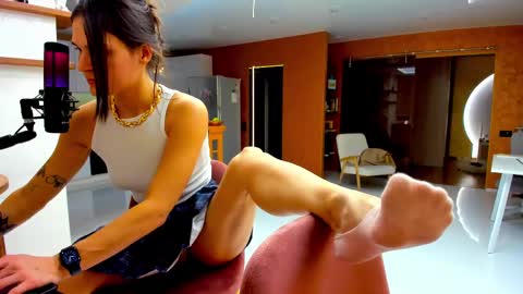 Ada   online show from March 2025 07:03:02 PM