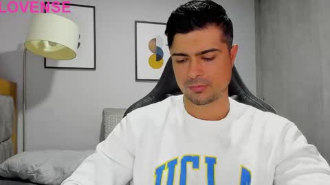 adam clarke online show from September 2025 09:17:02 PM