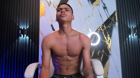 adam_piarse online show from February 2025 01:32:01 AM