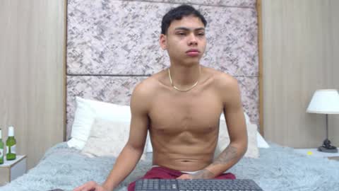 adam_piarse online show from February 2026 12:07:02 AM