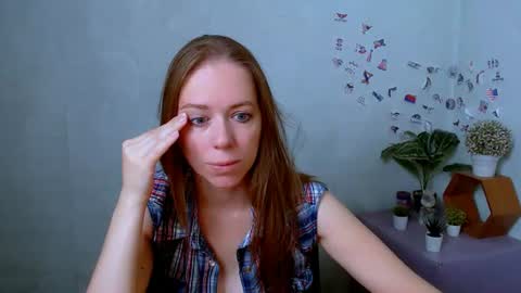adamais_ online show from June 2026 03:02:01 AM