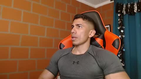 Adan Sin online show from January 2025 08:21:01 PM