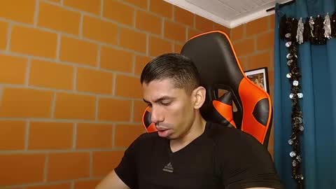 Adan Sin online show from January 2025 03:35:01 PM