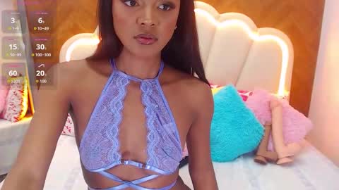 adarose_ online show from December 2025 02:50:02 AM