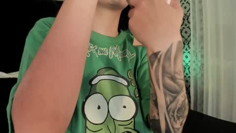 Ade  online show from November 2025 08:34:02 PM