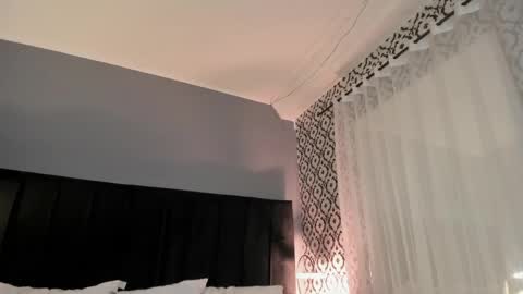 Snapshot of adeelinee chatting on June 2026 08:25:02 PM Ade online show from June 2026 08:25:02 PM