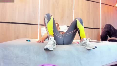 adela chase online show from January 2026 02:59:01 AM